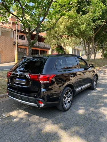 Imagem 7 de 15 de Mitsubishi Outlander 2016 2.0 L4 Cvt 5p