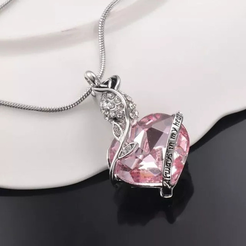 Dije Relicario Diseño Corazon Tipo Cristal Color Rosa De Aleacion Con Una Flor Rosa Con Cristales Urna Cenizas Con Collar Marca Julga