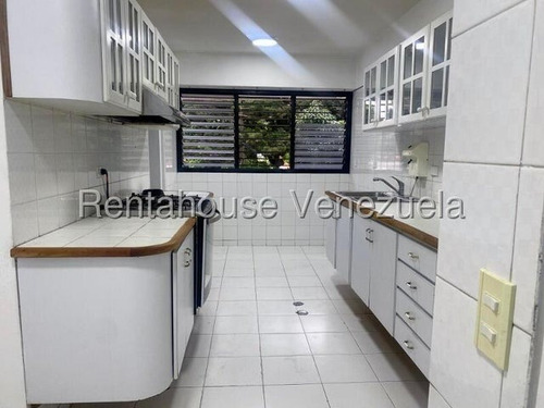 Apartamento En Venta. Las Palmas. Mls 25-9328