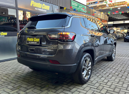 Jeep Compass LONG. T270 1.3 TB 4x2 Flex Aut.