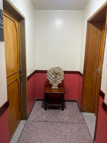 Sky Group Elegance Vende Clinica En Valencia Lh
