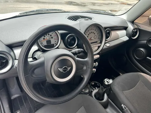 Mini Cooper R56 1.6 Coupe