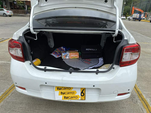 Renault Logan 1.6 At