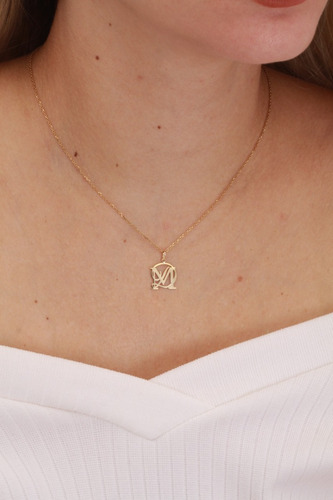 Imagem 2 de 5 de Pingente Monograma 1cm Em Ouro 18k