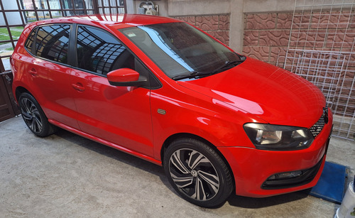 Volkswagen Polo 1.6 At