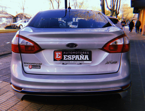 Imagen 7 de 13 de Ford Fiesta Kinetic Titanium 1.6 4p 2015 Full C/cuero, Techo
