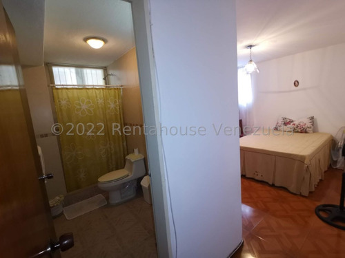 Imagen 10 de 19 de Espacioso Apartamento En Venta El Marques 22-8535