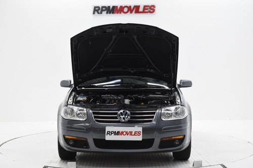 Volkswagen Bora Trendline 2.0 Nafta Manual 2011 Rpm Moviles
