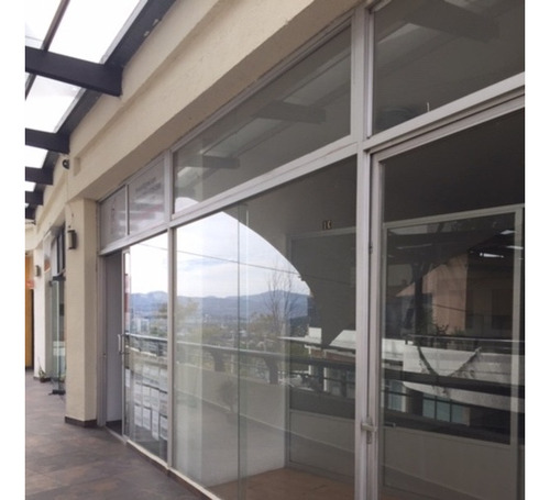 Local Comercial U Oficina En Renta , 30 M2, En Centro Comercial Sobre Avda. Toluca