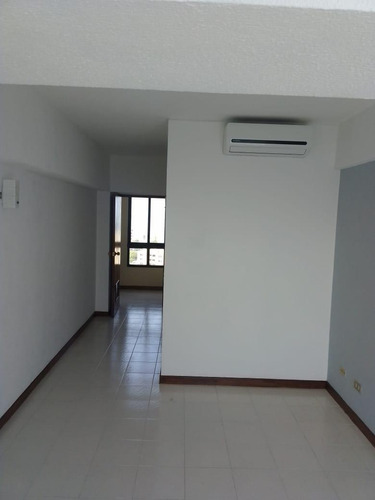 Se Vende Penthause Con Hermosa Vista A La Playa Lido Costa Dorada, Lecheria
