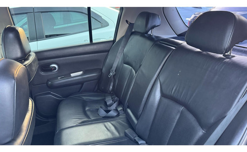 Nissan Tiida 1.8 SL 16V FLEX 4P MANUAL