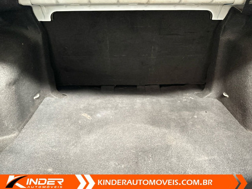 Fiat Cronos 1.3 Flex 4p