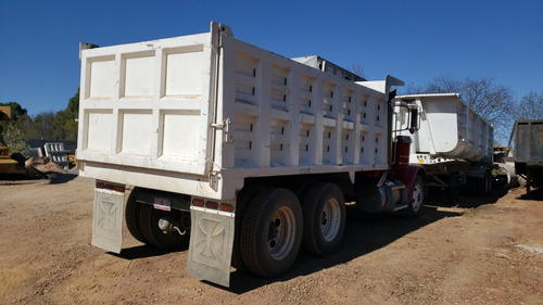 Imagen 14 de 15 de Camión De Volteo Peterbilt
