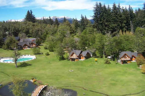 Complejo Turístico En Villa La Angostura