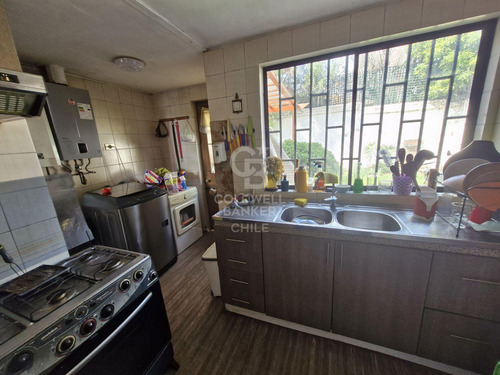 Oportunidad Venta Casa Tres Pisos Lo Barnechea