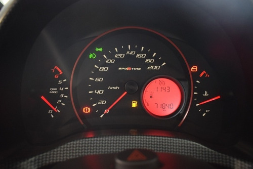 Imagem 5 de 10 de Fiat Uno 1.4 Evo Sporting 8v Flex 4p Manual
