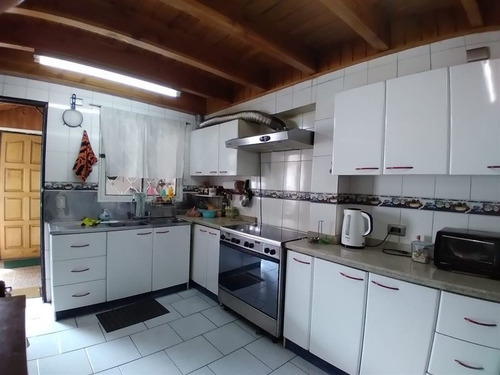 Imagen 10 de 26 de Casa En Venta De 5 Dorm. En La Florida