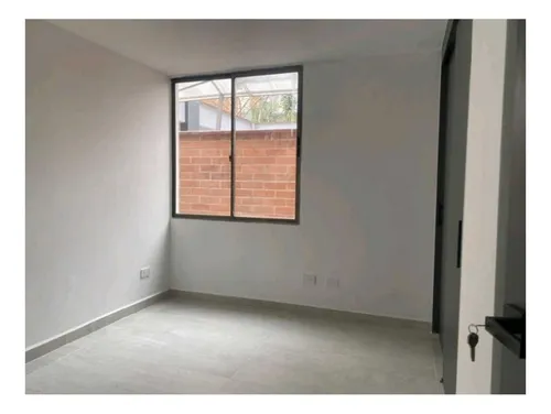 Apartamento En Conquistadores Laureles