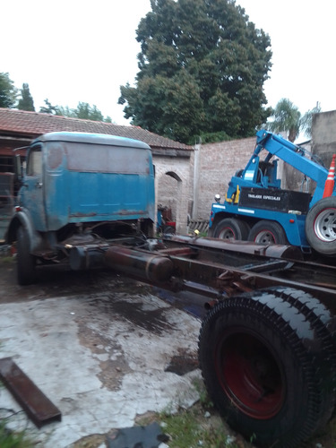 Mercedes Benz 1114 Año 77 Titular Al Día