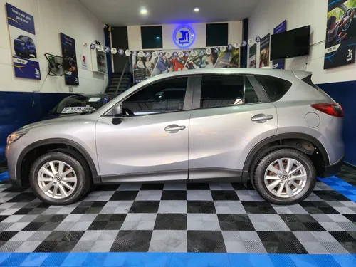 Mazda CX-5 2.0 Touring 4X4