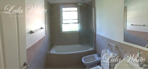 Imagen 13 de 28 de Venta - Casa En Saint Thomas Sur