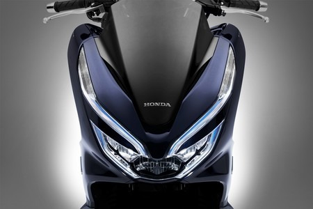 Imagen 10 de 25 de Honda Pcx 150 Scooter 2021 Modelo Dlx Nuevo - Power Bikes