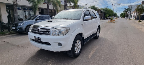 Toyota SW4 3.0 I Srv At C/cuero 4x4 (2009)