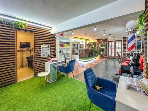 Venta Local Comercial Av. Cataluña, Concepción