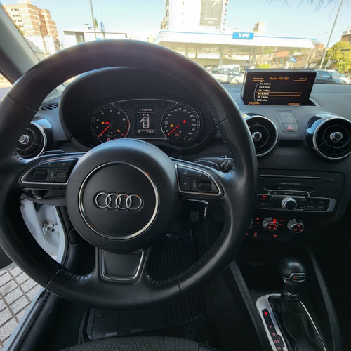 Imagen 15 de 16 de Audi A1 Ambition 1.4 Tfsi Stronic 2017 Marrocchi Exclusivos