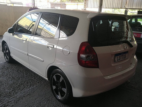 Imagem 2 de 8 de Honda Fit 1.4 Lx 8v Flex 4p Manual
