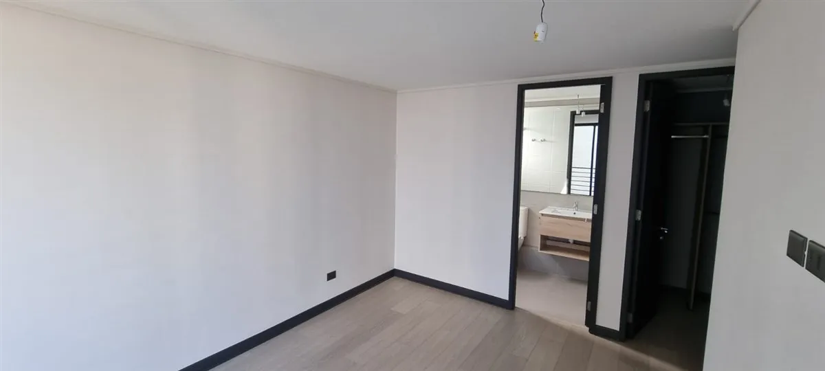 Imagen 5 de 21 de Departamento En Venta De 3 Dorm. En San Joaquín