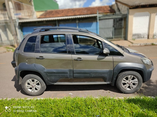Fiat Idea 2013 1.8 16v Adventure Flex 5p