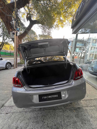 Imagen 12 de 20 de Peugeot 301 2018 1.6 Allure