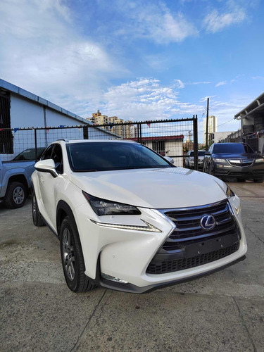 Imagen 3 de 14 de Lexus Nx300h .