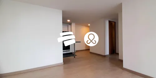 Apartamento En Venta En Los Laureles, Bogotá