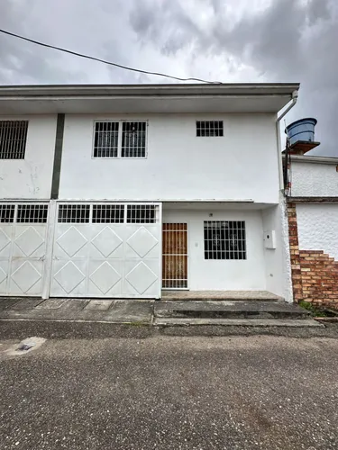Em Casa En Venta En Caneyes
