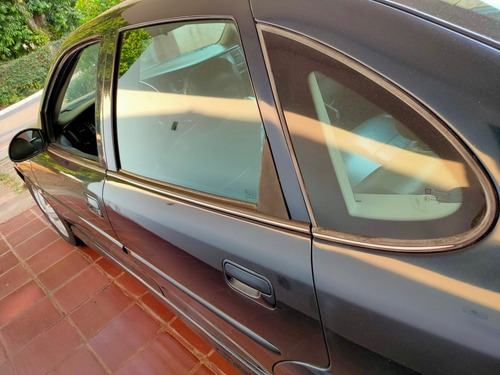 Chevrolet Vectra 2005 2.0 Expression 4p