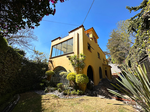 Montes Pirineos, Lomas De Chapultepec