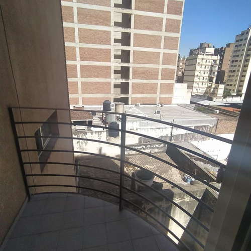 Departamento En Alquiler De 1 Dormitorio En Barrio Centro