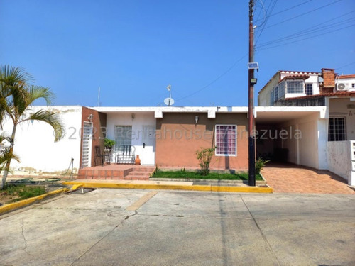 Milagros Inmuebles Casa Venta Cabudare Lara Av Ribereña Los Samanes Economica Residencial Economico  Rentahouse Codigo Referencia Inmobiliaria N° 23-33724