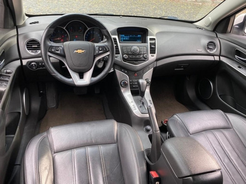 Imagem 5 de 11 de Cruze Lt Sedan (aut) 2012
