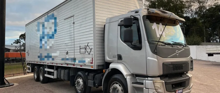 Volvo Vm 330 Ishift 8x2 Ano 2014