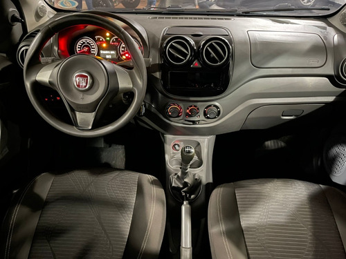 Imagem 14 de 15 de Fiat Palio Attractive 1.4 Evo Flex 8v