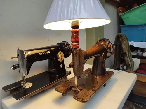 Lámparas Veracruz on Instagram: #Unicas Lampara De Coser Antigua máquina  de coser, Marca: Singer Lampara a pedido. La cual ya estaba solo para  decoración. La teníamos desde hace mucho tiempo, pero no