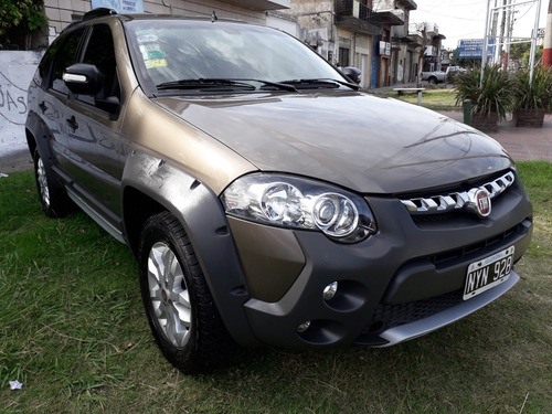 Fiat Palio 1.6 Adventure Locker Gnc Nueva
