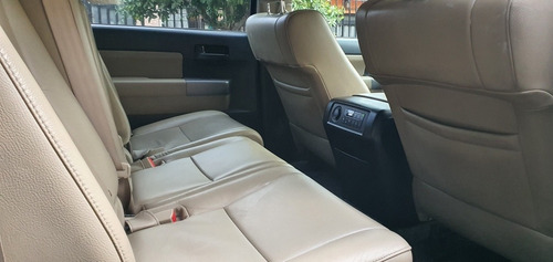 Imagen 13 de 15 de Toyota Sequoia 2012 4.6 Sr5 Piel Mt