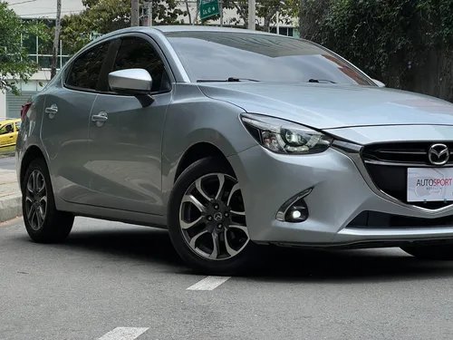 Mazda 2 Sedan 1.5 Grand Touring Lx At
