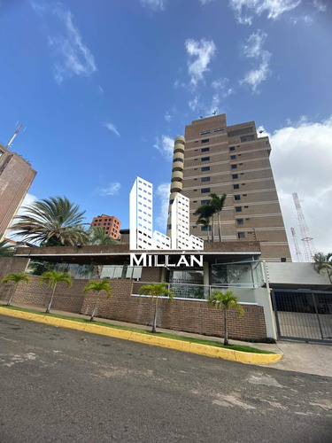 Se Vende Apartamento En Conjunto Res 303