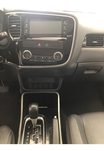 Outlander 2.0 C/ Teto Aut 2017