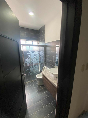 Casa Ubicada En El Residencial Las Orquídeas, La Romana